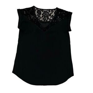 Express Lace Tee